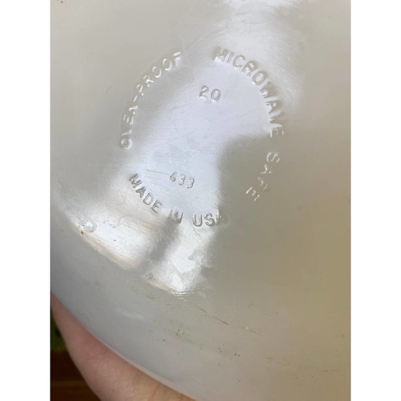 Vintage Casserole Dish // Anchor Hocking Fire King Meadow Green // Oval Dish - Picture 5 of 6